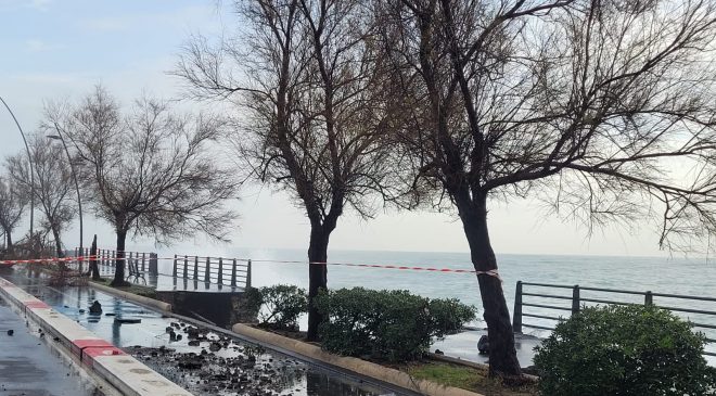 Ciclone Harry si abbatte su Catania: voragine sul lungomare e danni in città