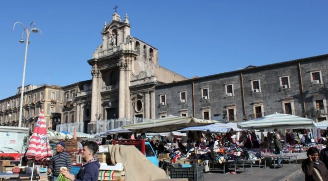 Residenti a confronto con il Sindaco sulle criticità del mercato di Piazza Carlo Alberto