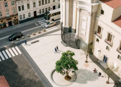 Nuova vita per Piazza San Placido: più verde e niente auto davanti al sagrato patrimonio Unesco